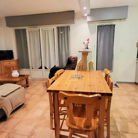 6-bed Close To The Slopes Appartamento *